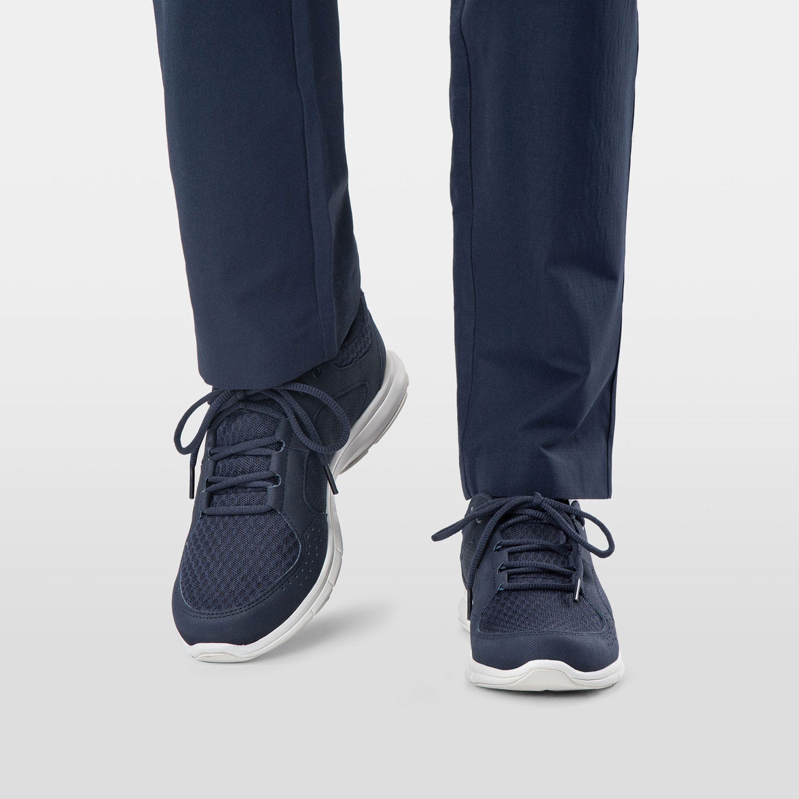 Women's Ahiga V4 HP Aqua-Trainers - 598 NAVY/OFF WHITE