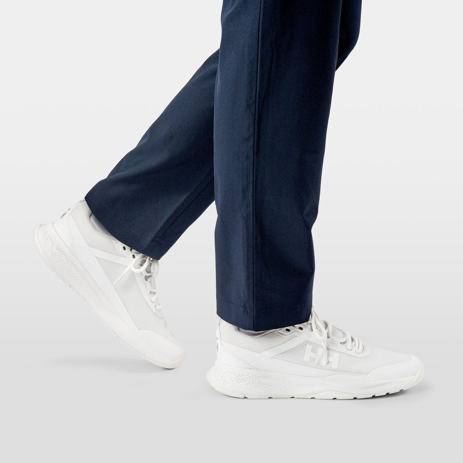 Women's Crew Low Sailing Shoes - 011 OFF WHITE / BLACK