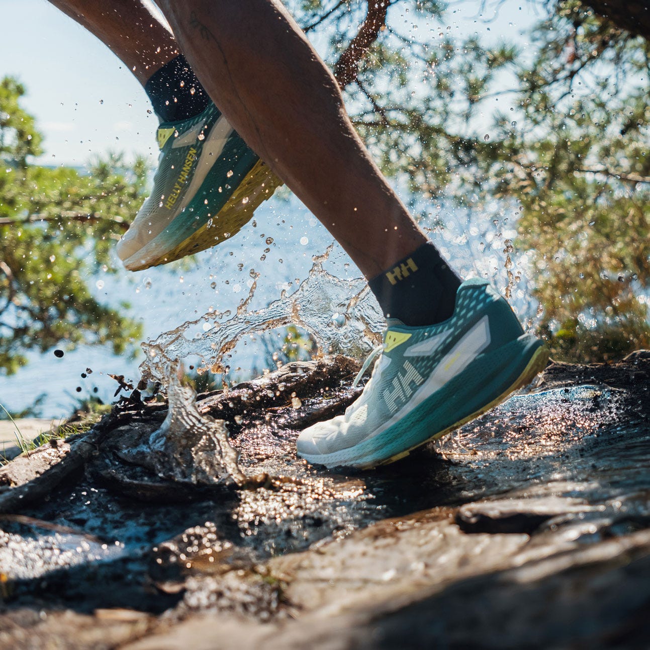 Men's Kestrel Trail Running Shoes - 453 EVERGLADE / SHARP GREEN