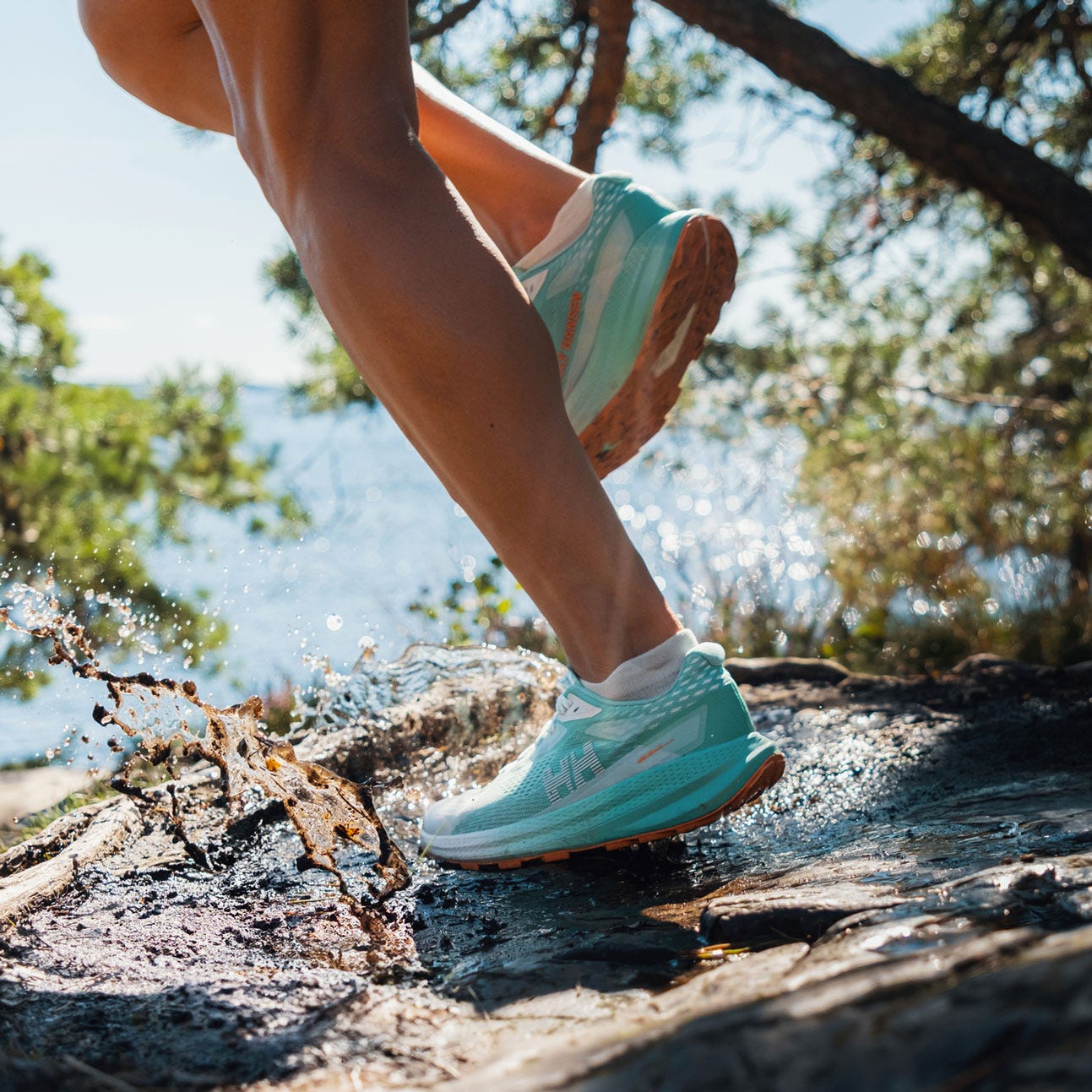 Women's Kestrel Trail Running Shoes - 416 LAGOON / APRICOT CRUSH
