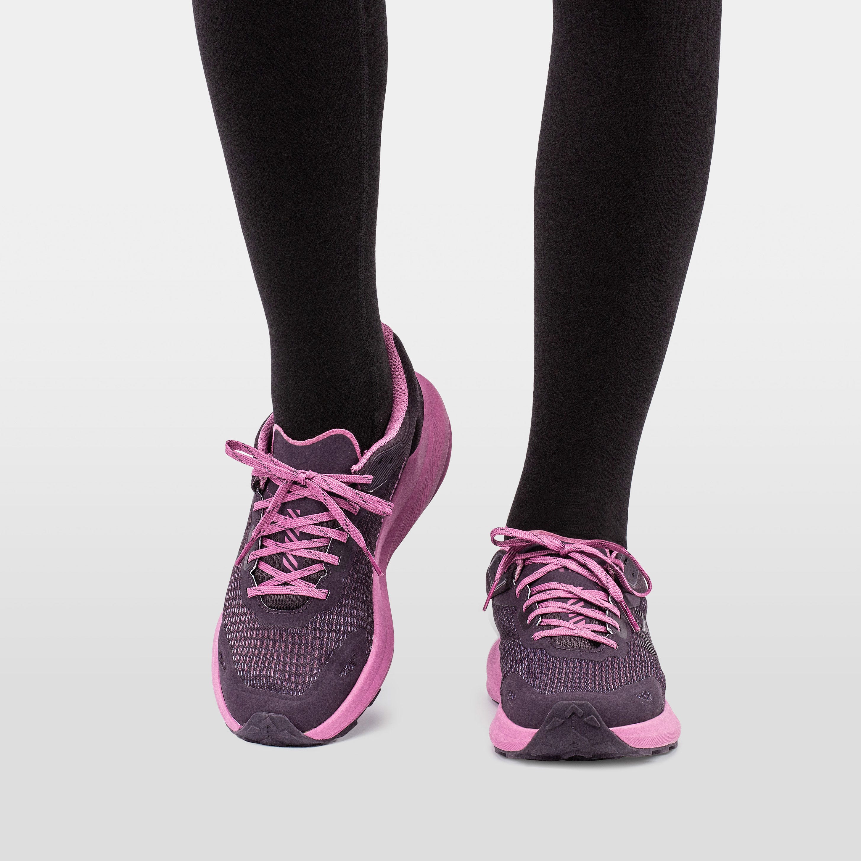 Women's Buzzard Trail Runner Shoes - 660 BLACK GRAPE