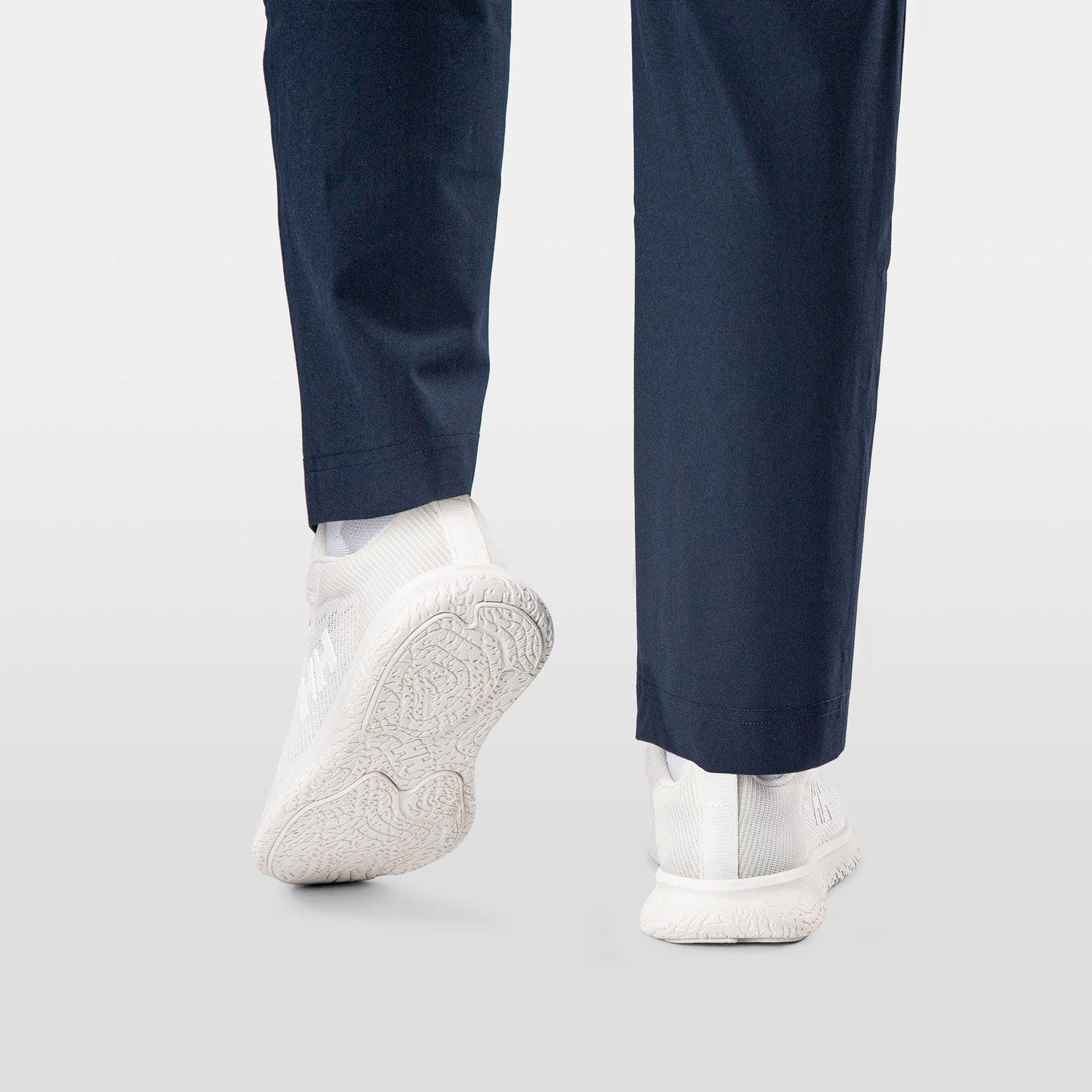 Women's Crew Light Shoes - 011 OFFWHITE