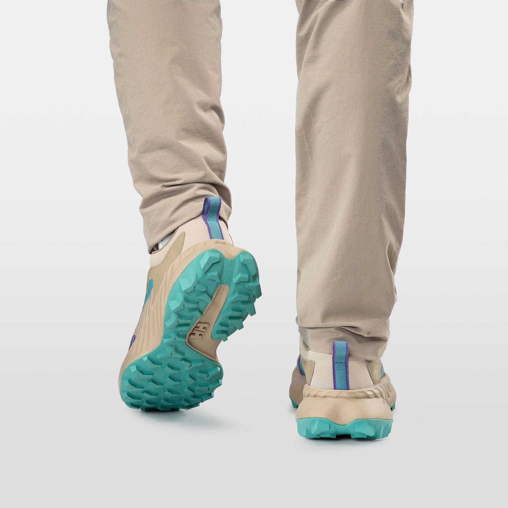 Women’s AWE Hiker HELLY TECH® Shoes - 068 HH KHAKI / PEBBLE