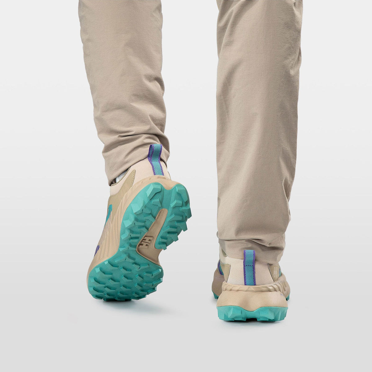 Women’s AWE Hiker HELLY TECH® Shoes - 068 HH KHAKI / PEBBLE