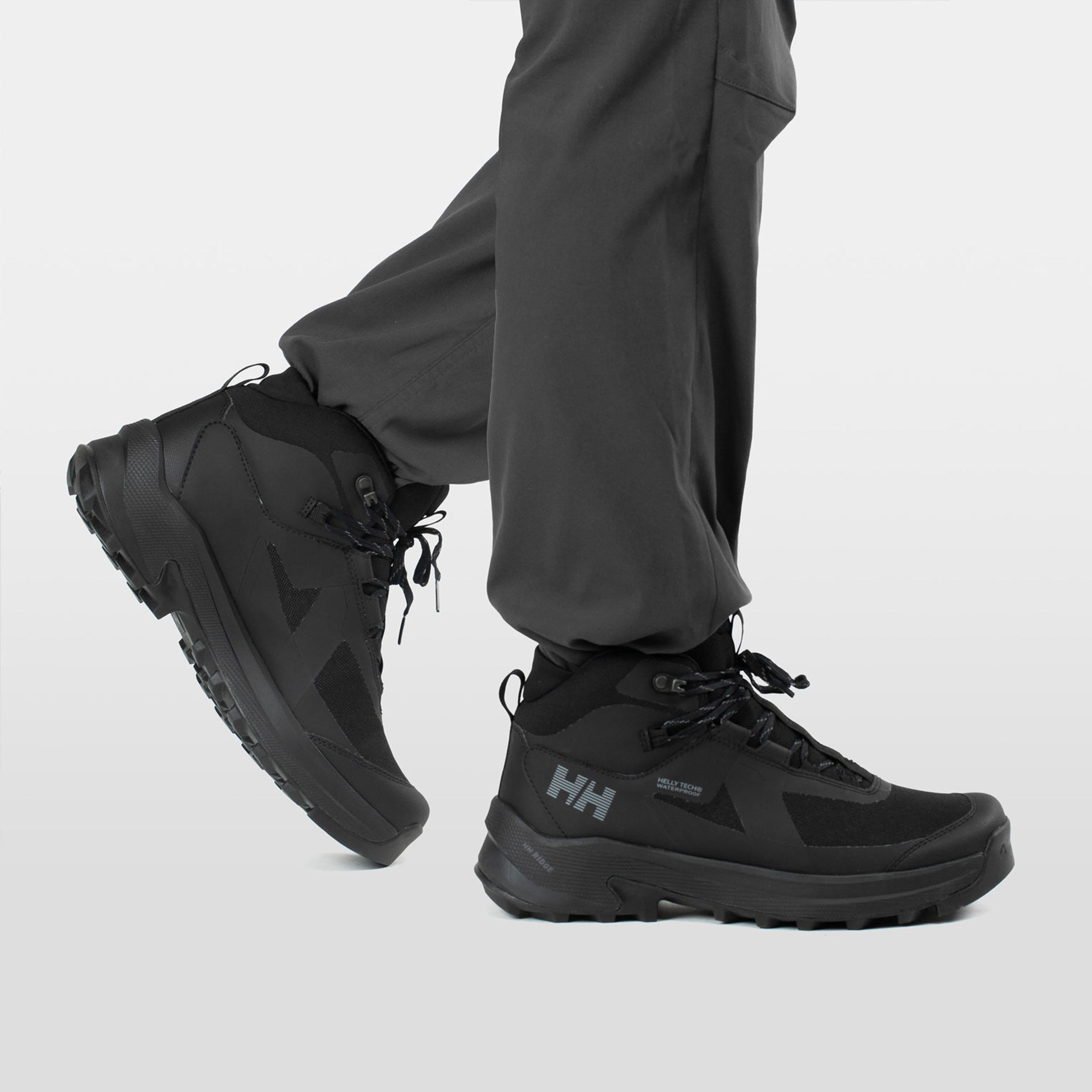 Men’s Cascade Mid V2 HELLY TECH® Hiking Shoes - 990 BLACK / QUIET SHADE
