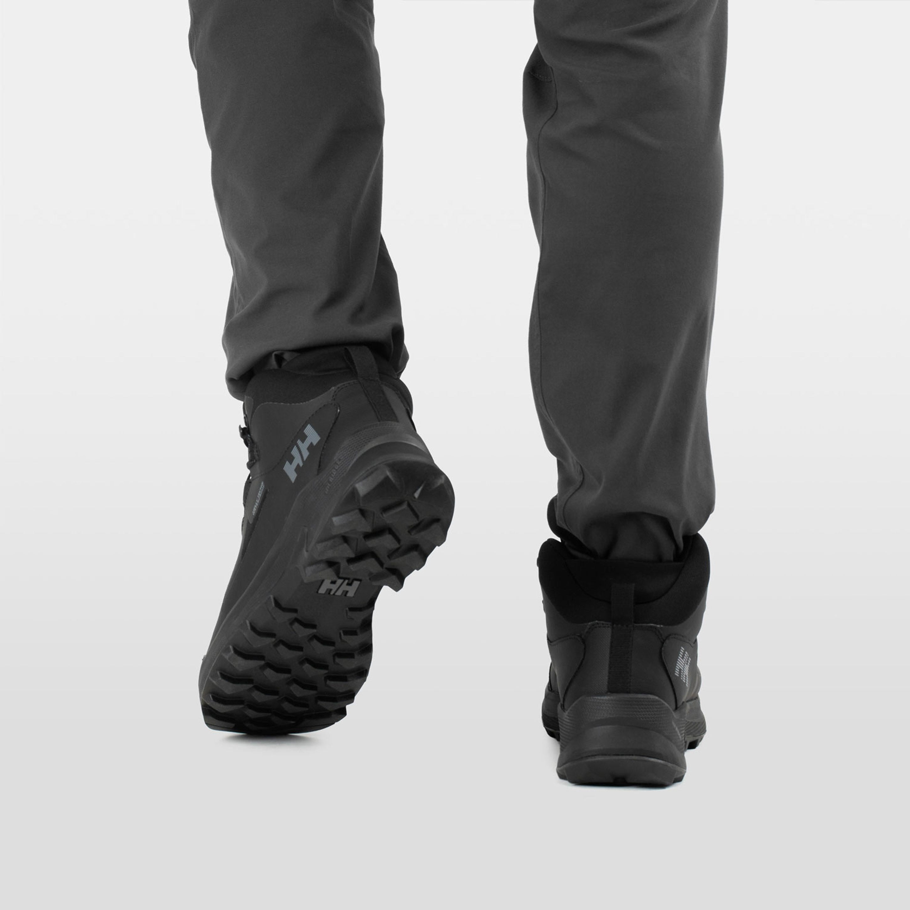 Men’s Cascade Mid V2 HELLY TECH® Hiking Shoes - 990 BLACK / QUIET SHADE