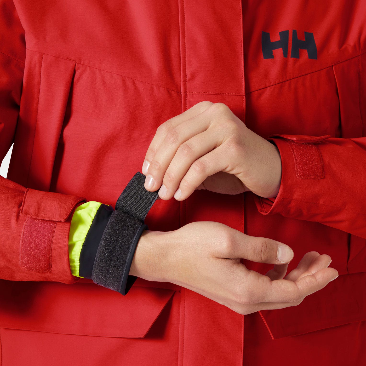 Women's Pier 4.0 Jacket - 222 ALERT RED
