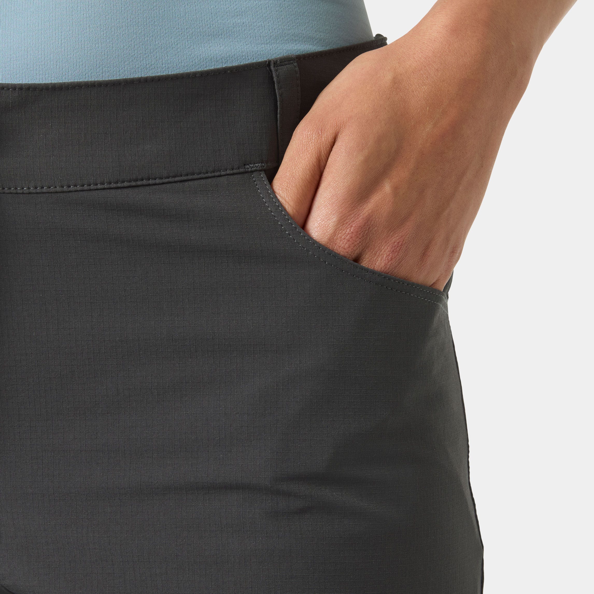 Women's Quick-Dry   Cargo Shorts - 980 EBONY