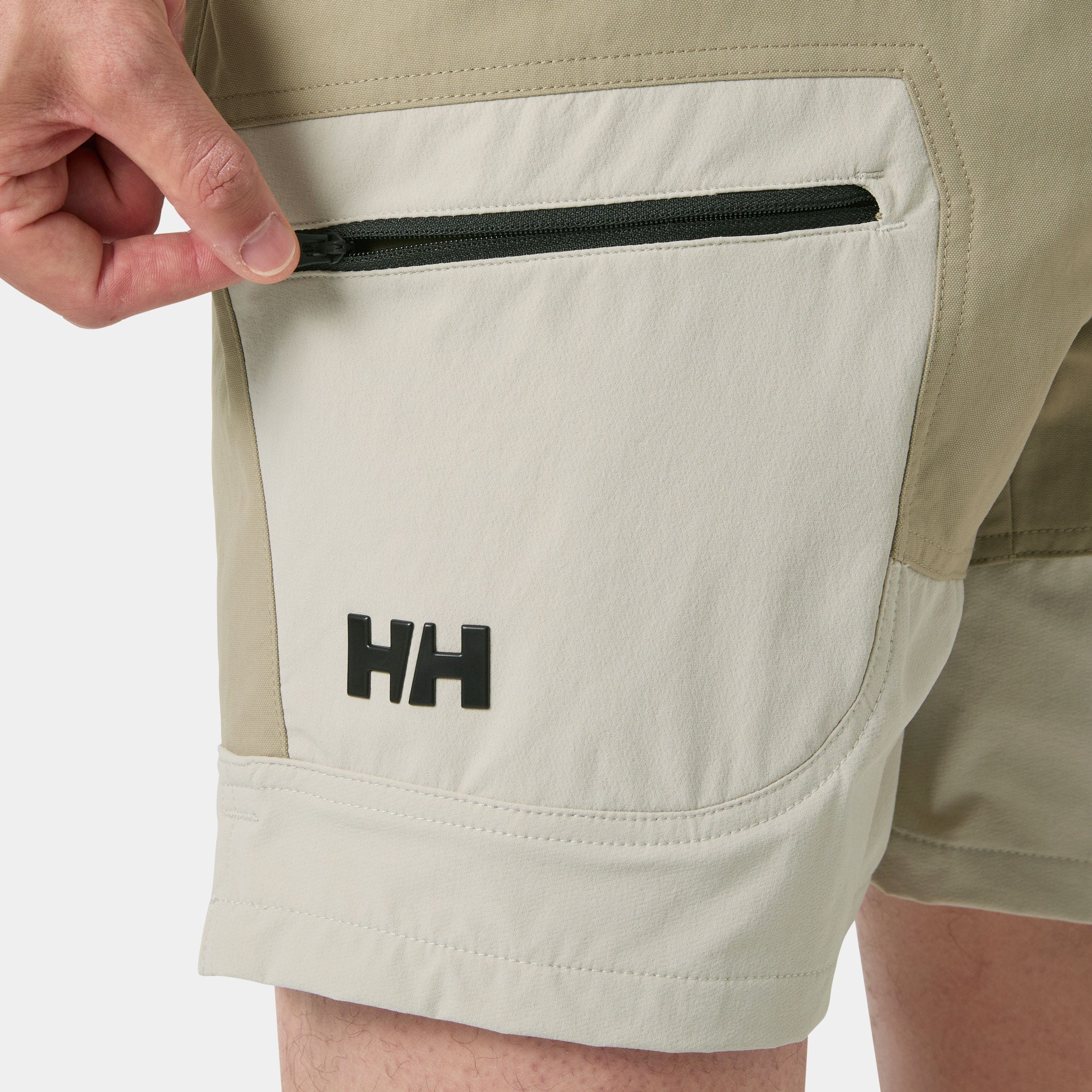 Men's HP Calvi Shorts - 757 PEBBLE