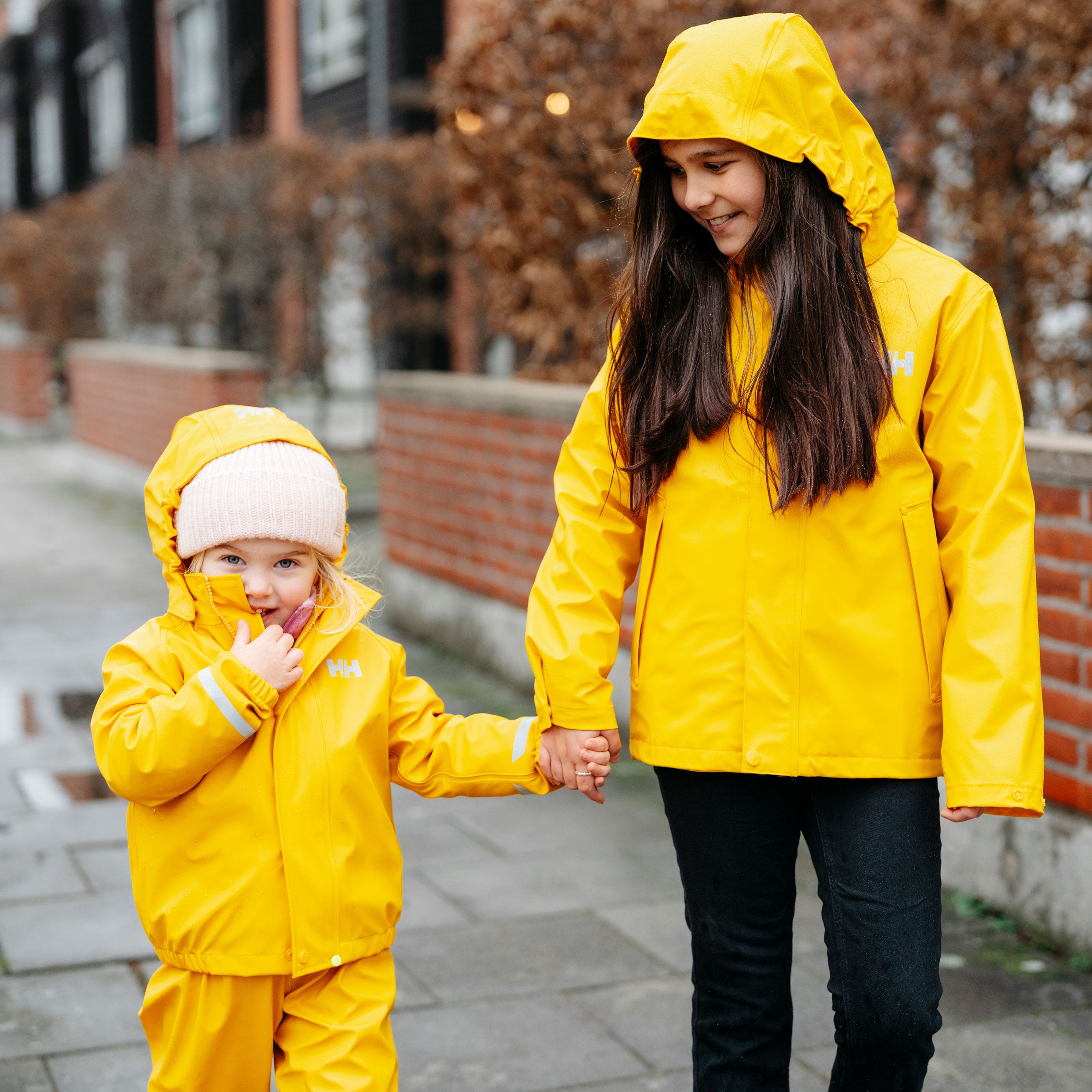 Juniors' Moss Rain Jacket - 345 ESSENTIAL YELLOW