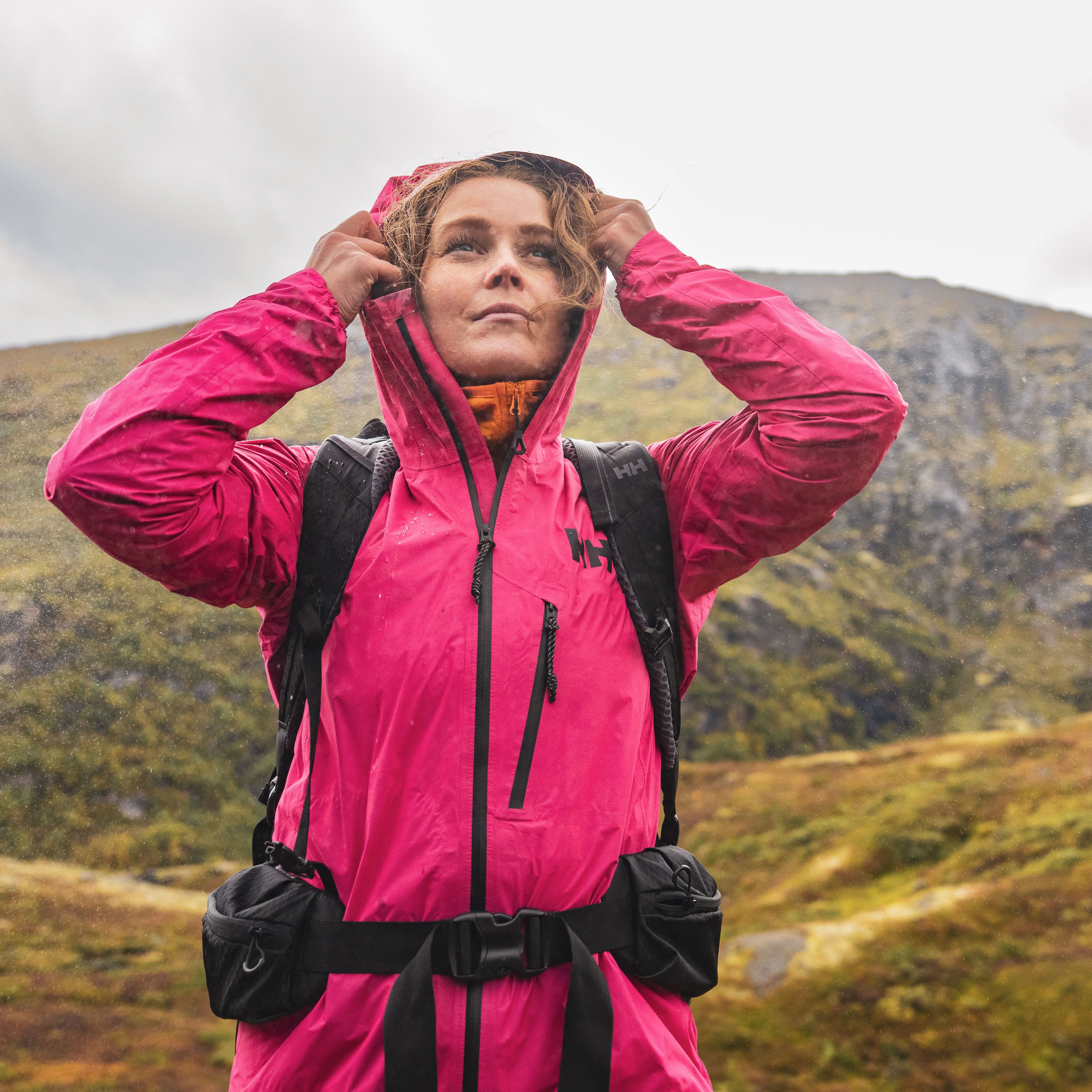 Women's Odin Breeze Hooded Fleece - 303 IGNITE ORANGE
