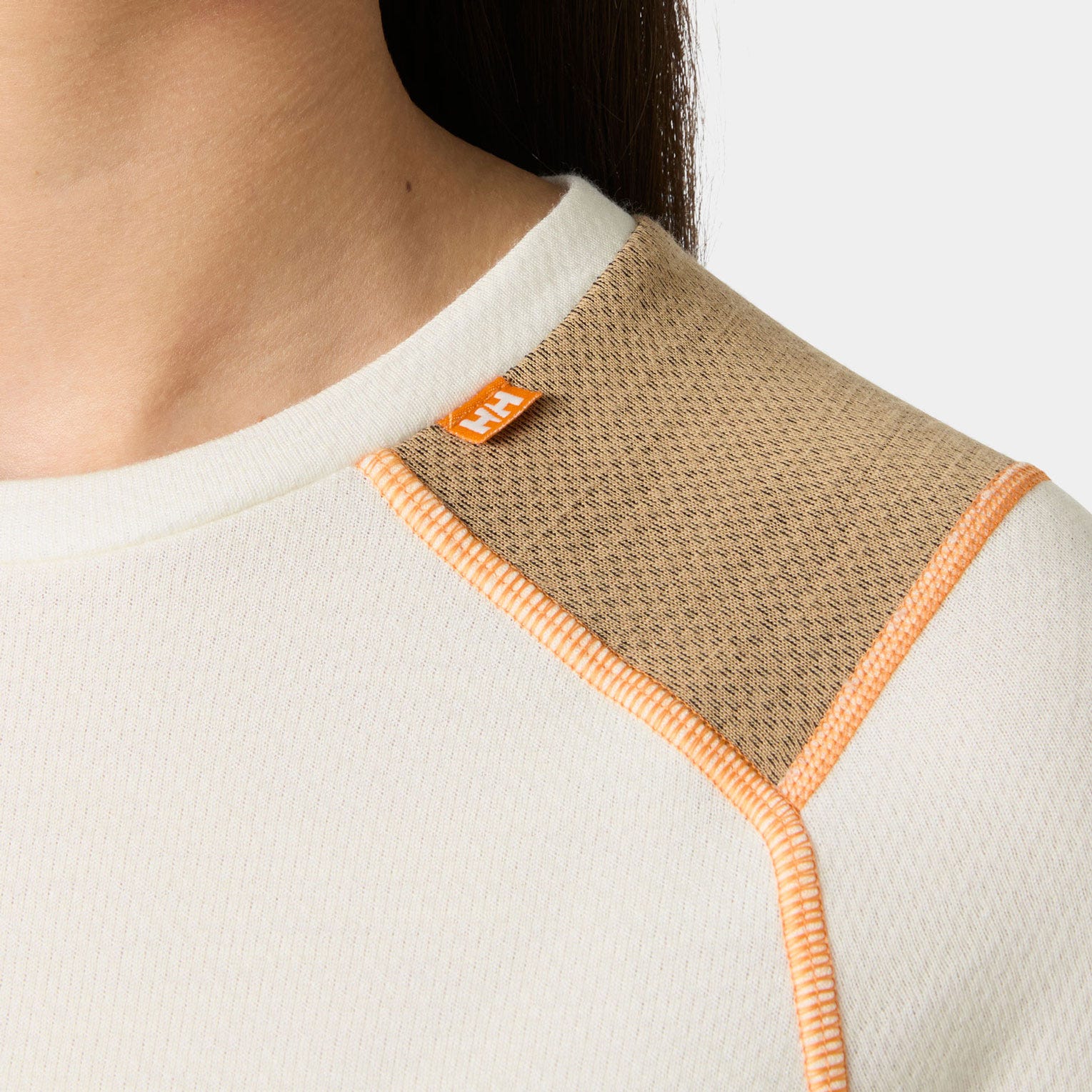 Women's LIFA® Merino Midweight Crew Base Layer - 047 SNOW