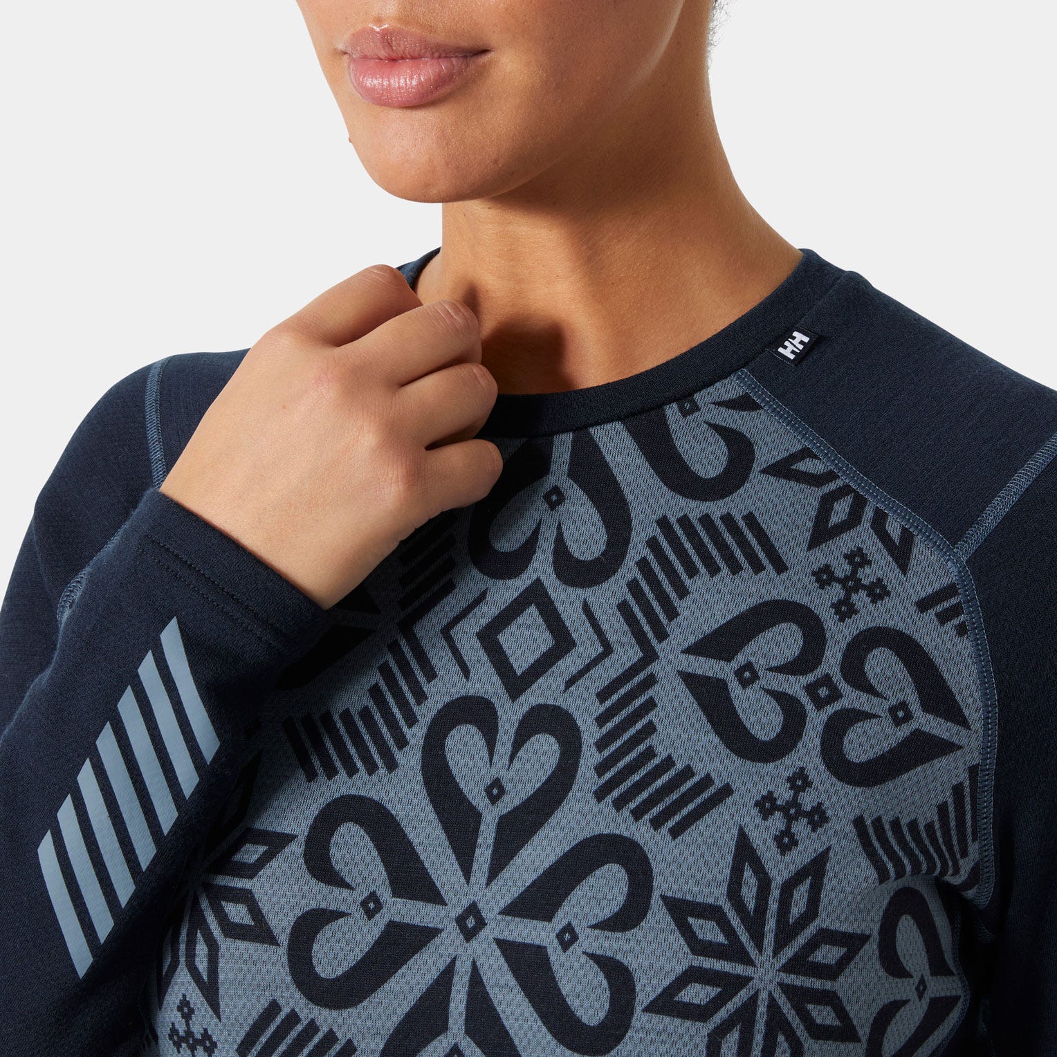 Women’s LIFA® Merino Midweight Graphic Long-Sleeve Crew Base Layer - 600 NAVY NORDIC ROSE AOP