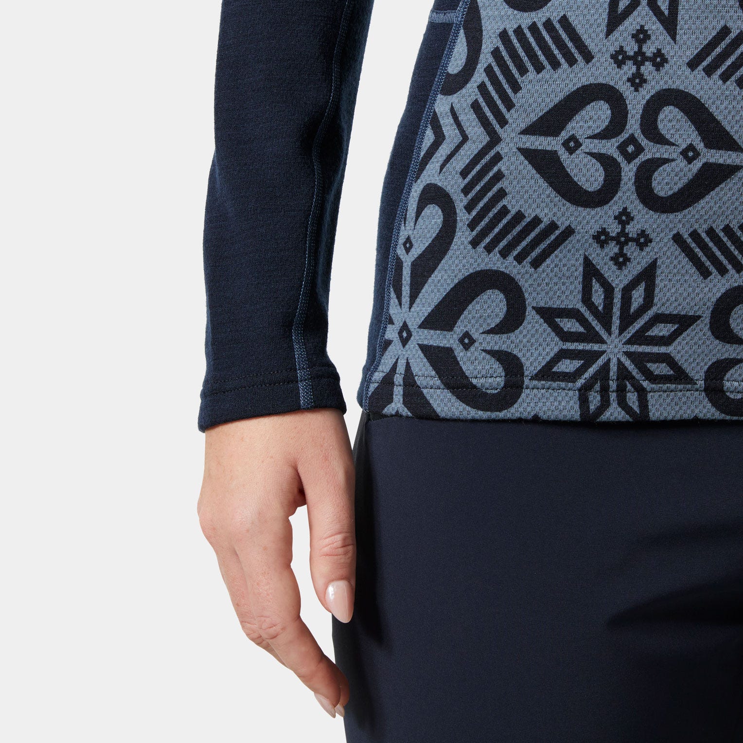 Women’s LIFA® Merino Midweight Graphic Long-Sleeve Crew Base Layer - 600 NAVY NORDIC ROSE AOP