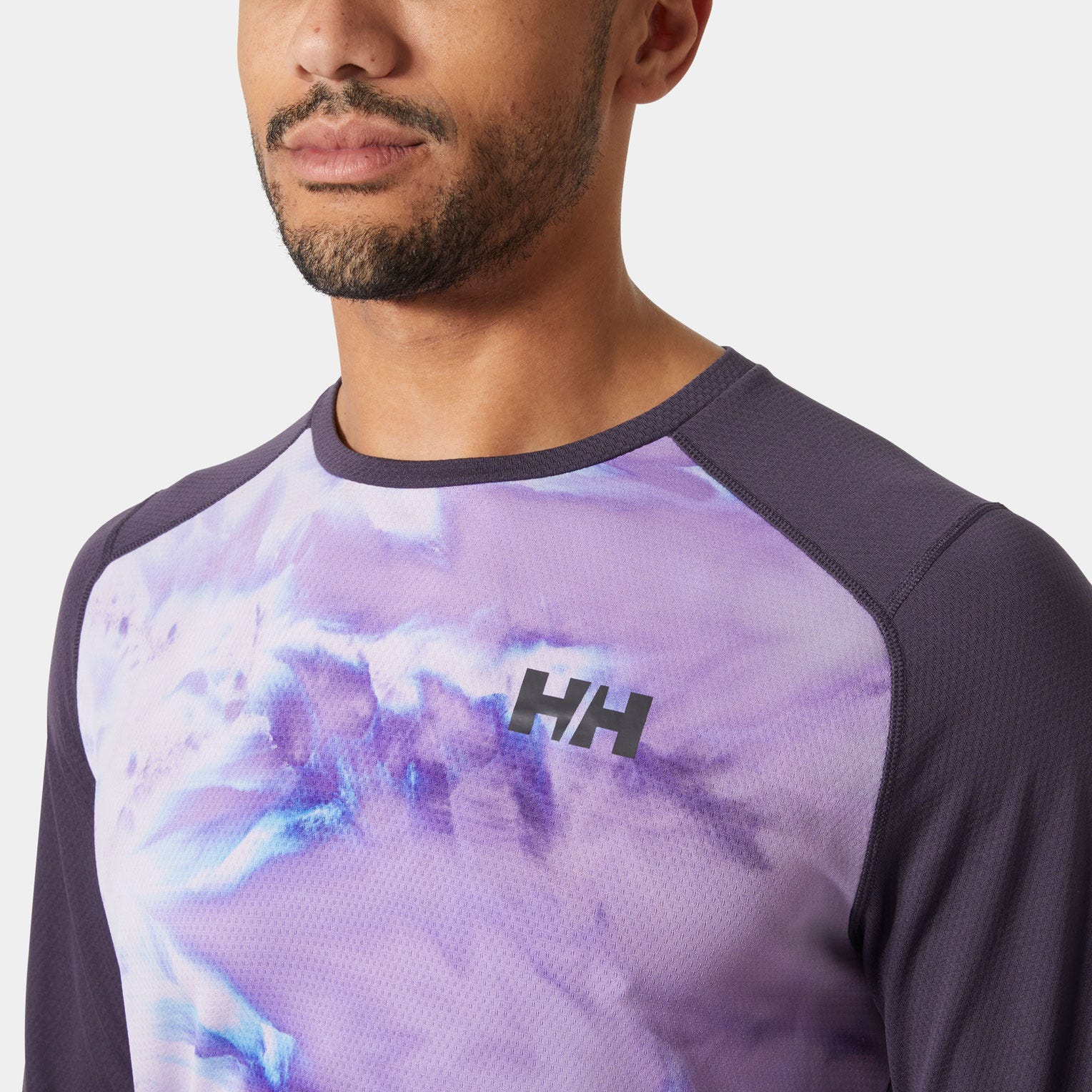Men's LIFA® ACTIVE Crew Base Layer - 660 BLACK GRAPE