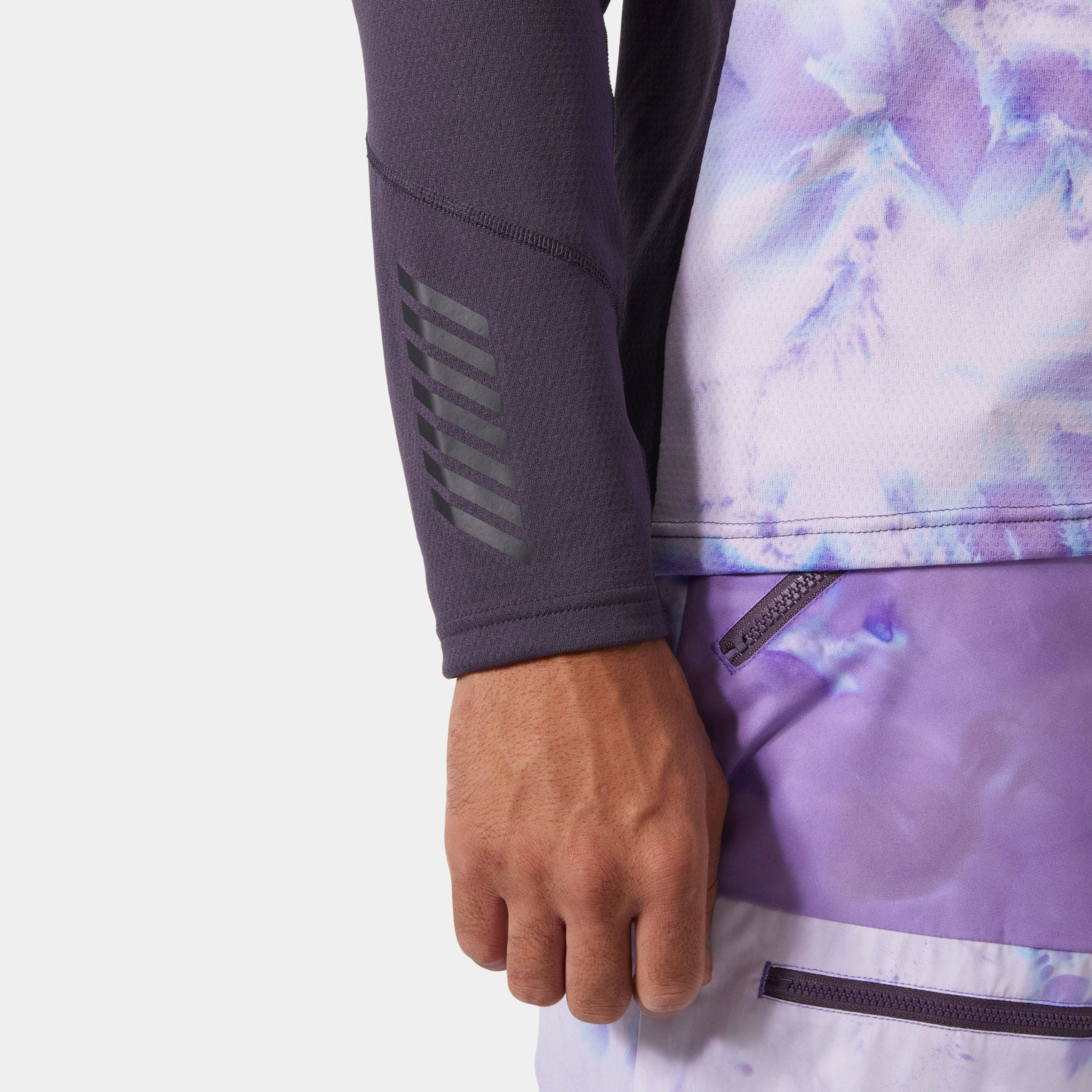 Men's LIFA® ACTIVE Crew Base Layer - 660 BLACK GRAPE