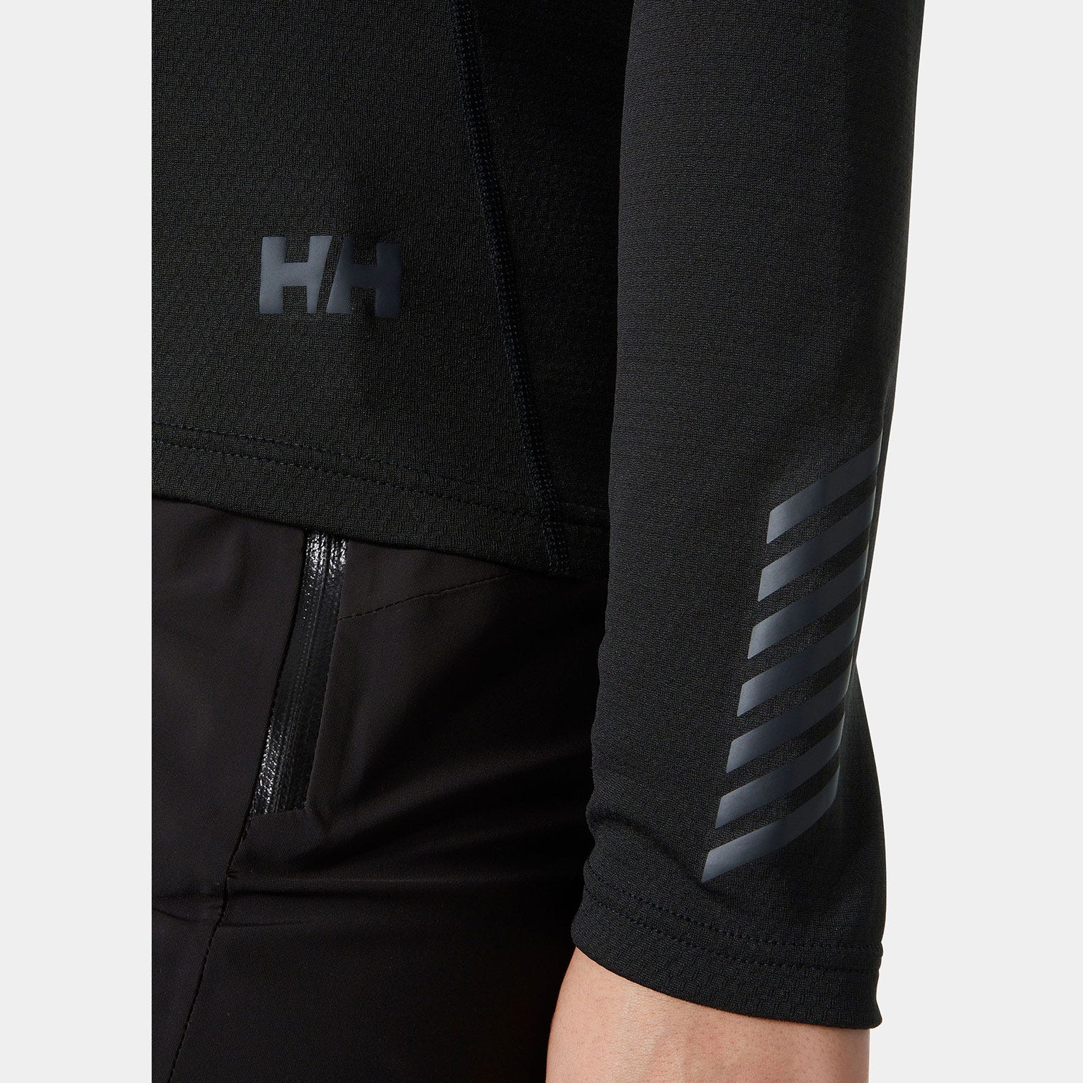 Women's LIFA® ACTIVE Crew Base Layer - 990 BLACK