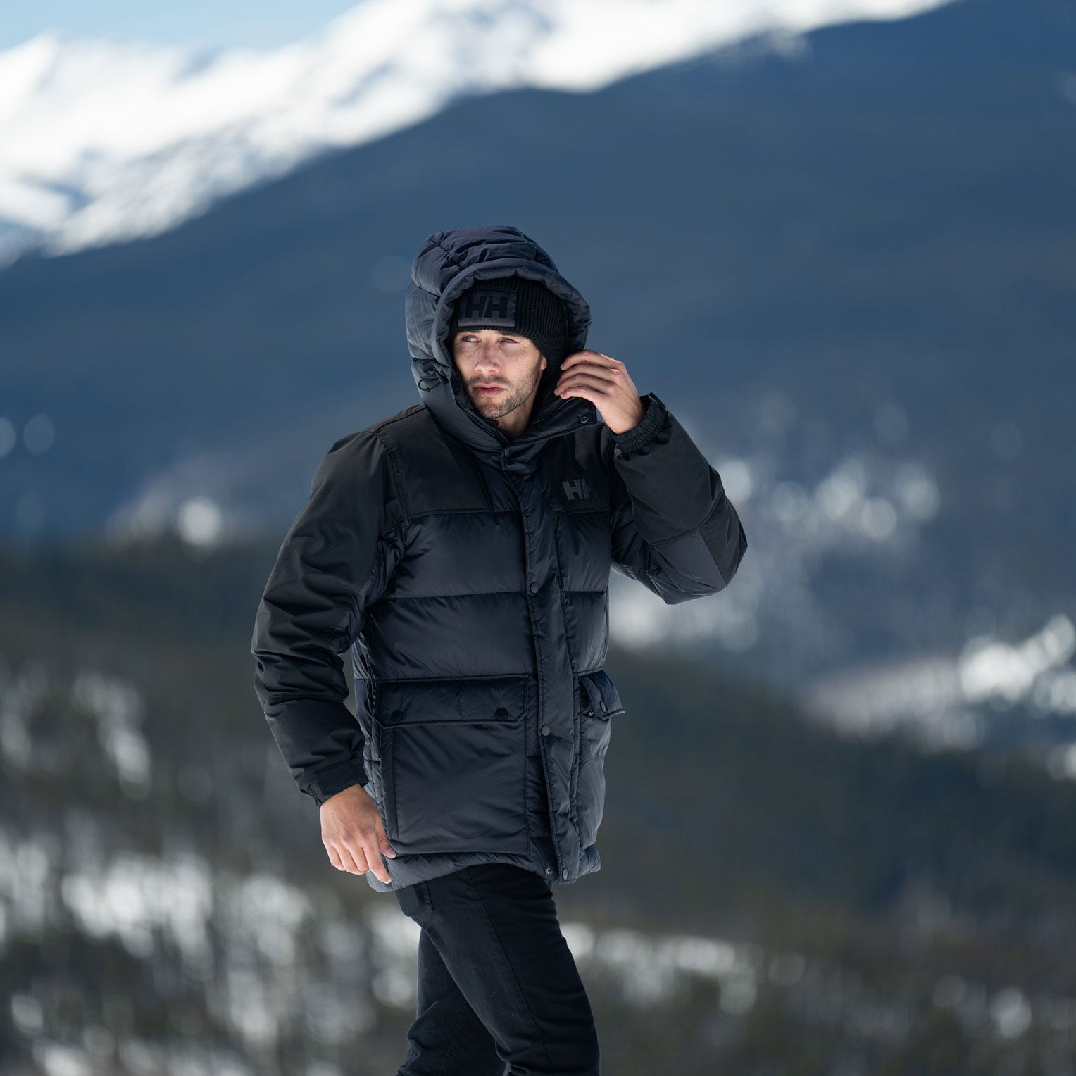 Men's Escape Down Jacket - 990 BLACK