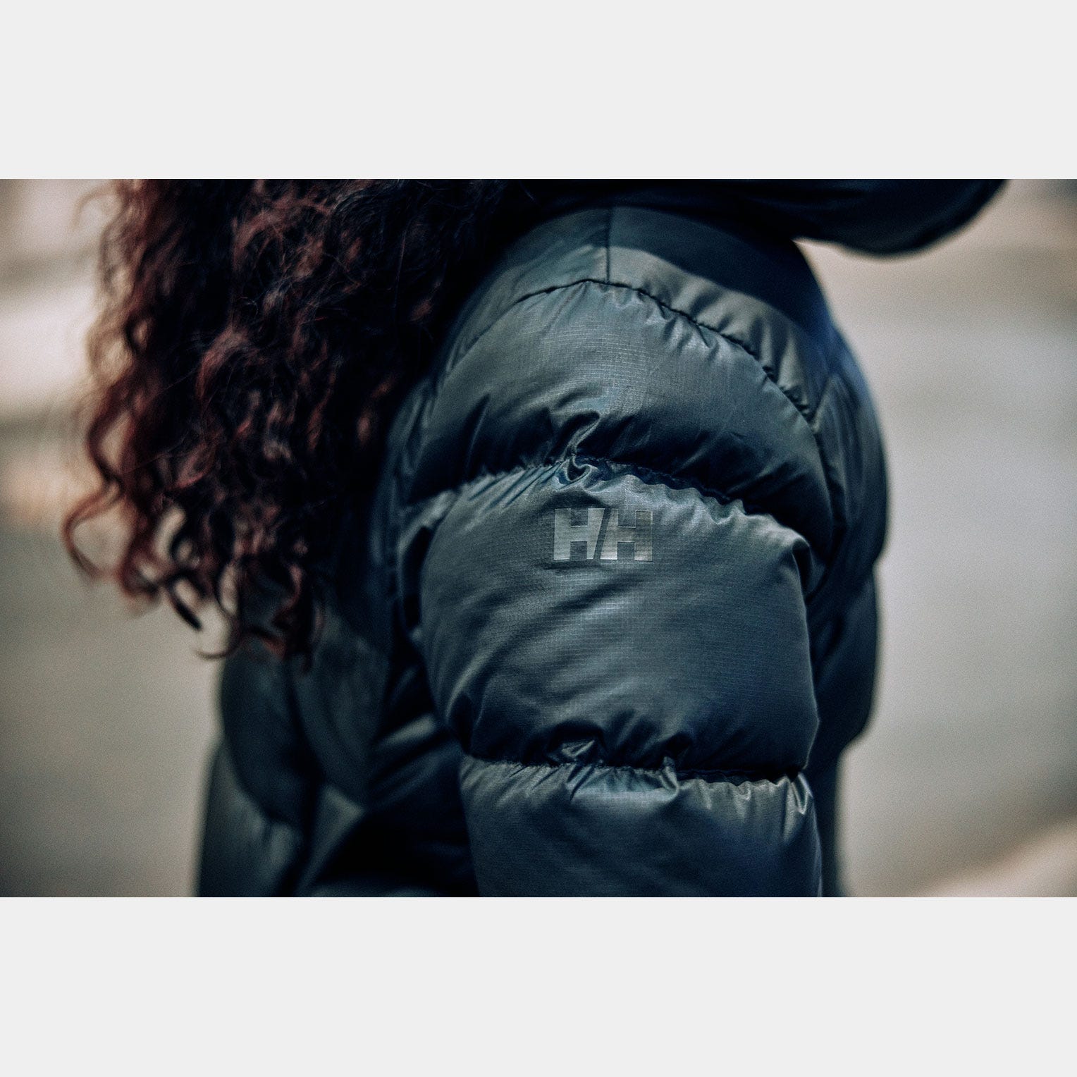 Women's Essence Down Jacket - 990 BLACK