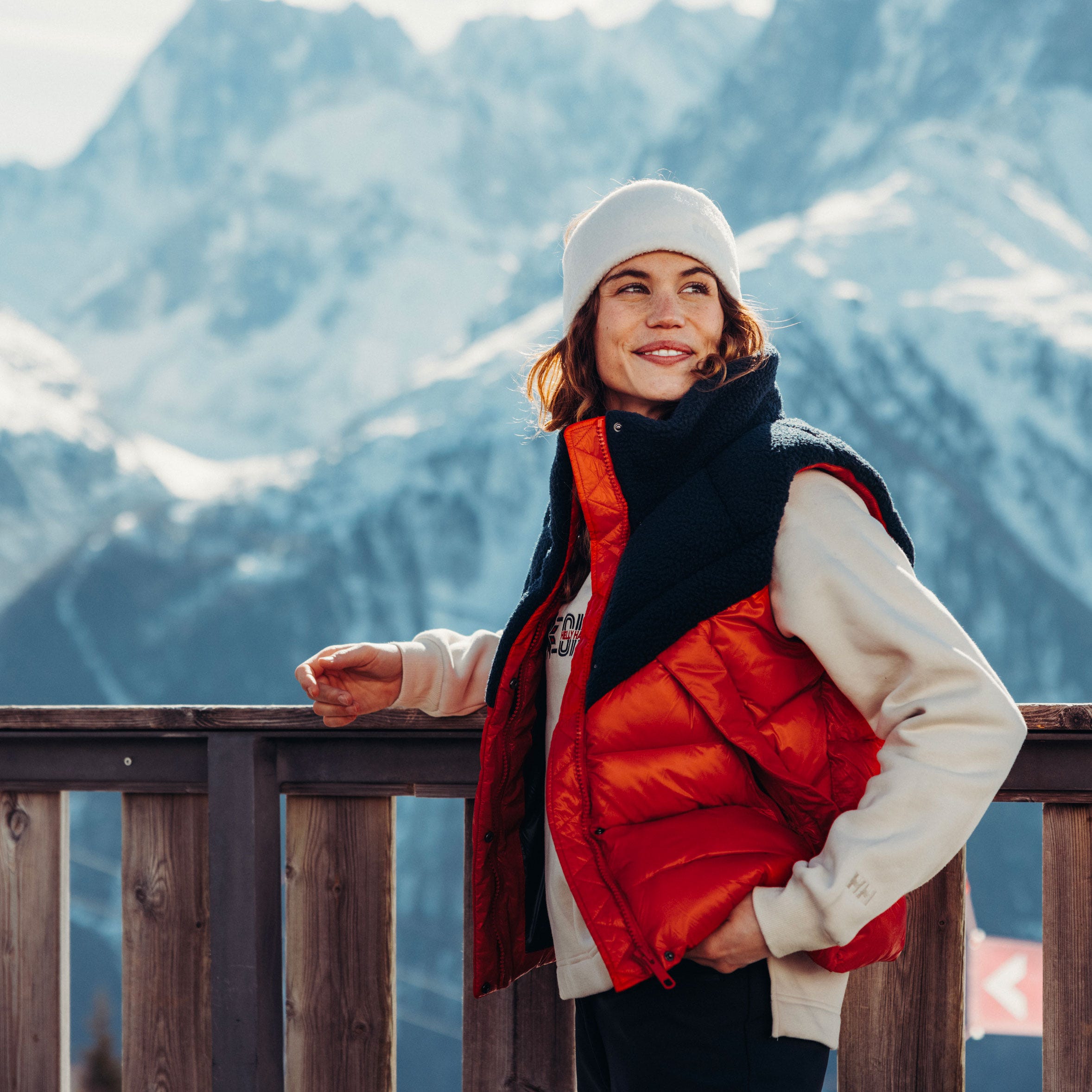 Women's Bliss Down Vest - 162 RED