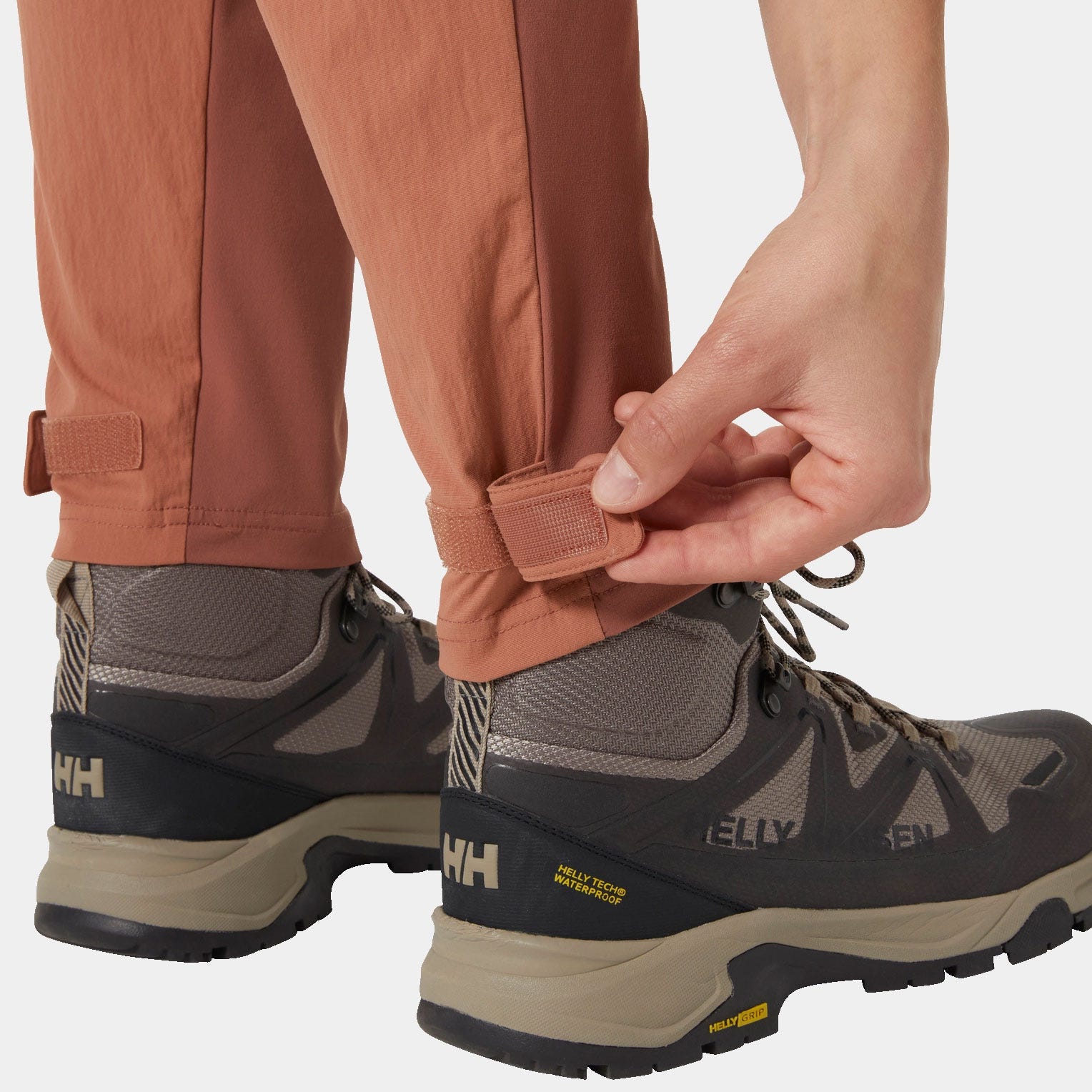 Women’s Vika Tur Pants 2.0 - 084 CEDARWOOD