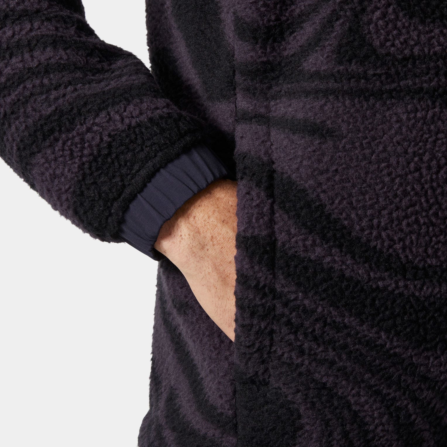 Men's Panorama Printed Pile Snap - 660 BLACK GRAPE