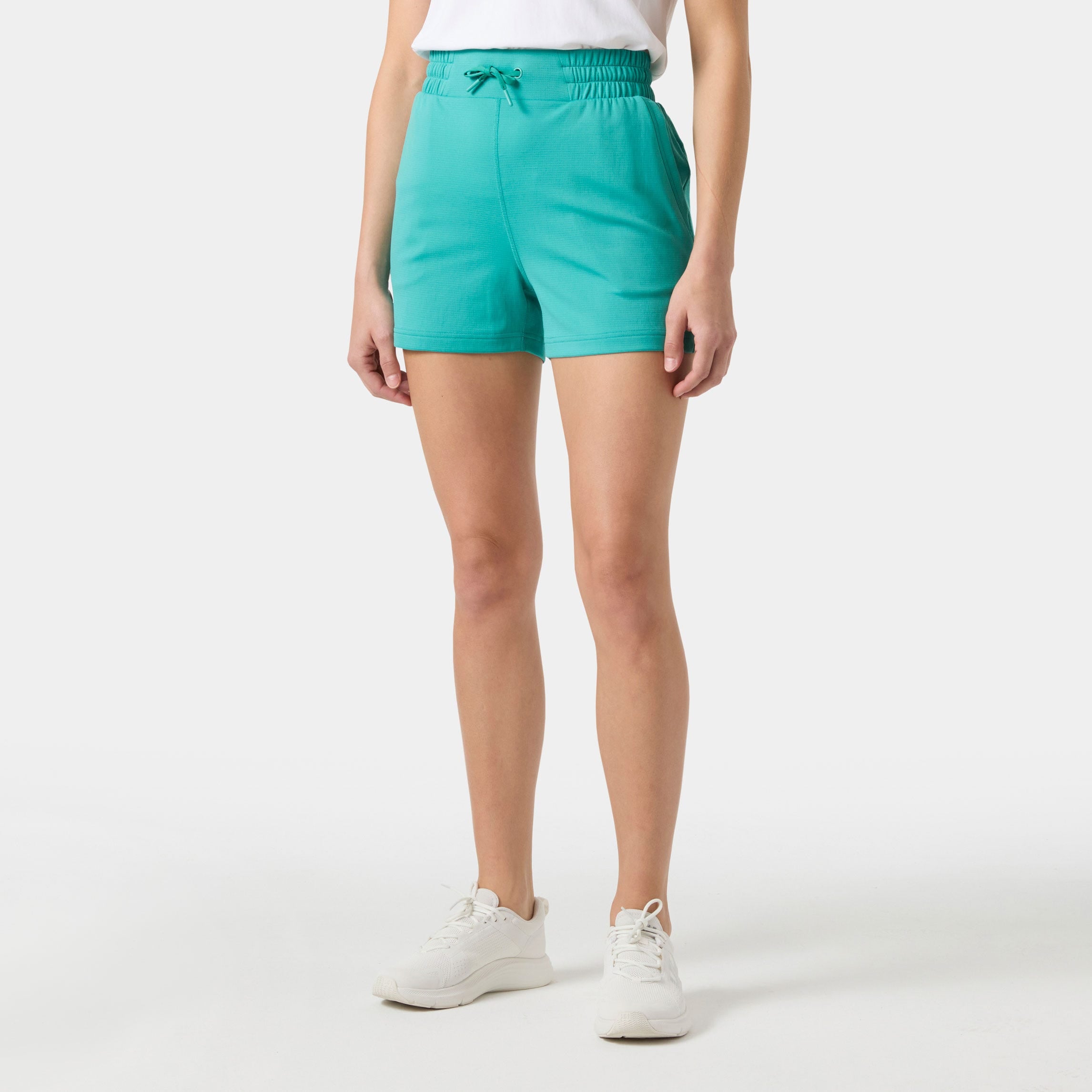 Women's LIFA® Tech Lite Shorts - 472 DARK MINT