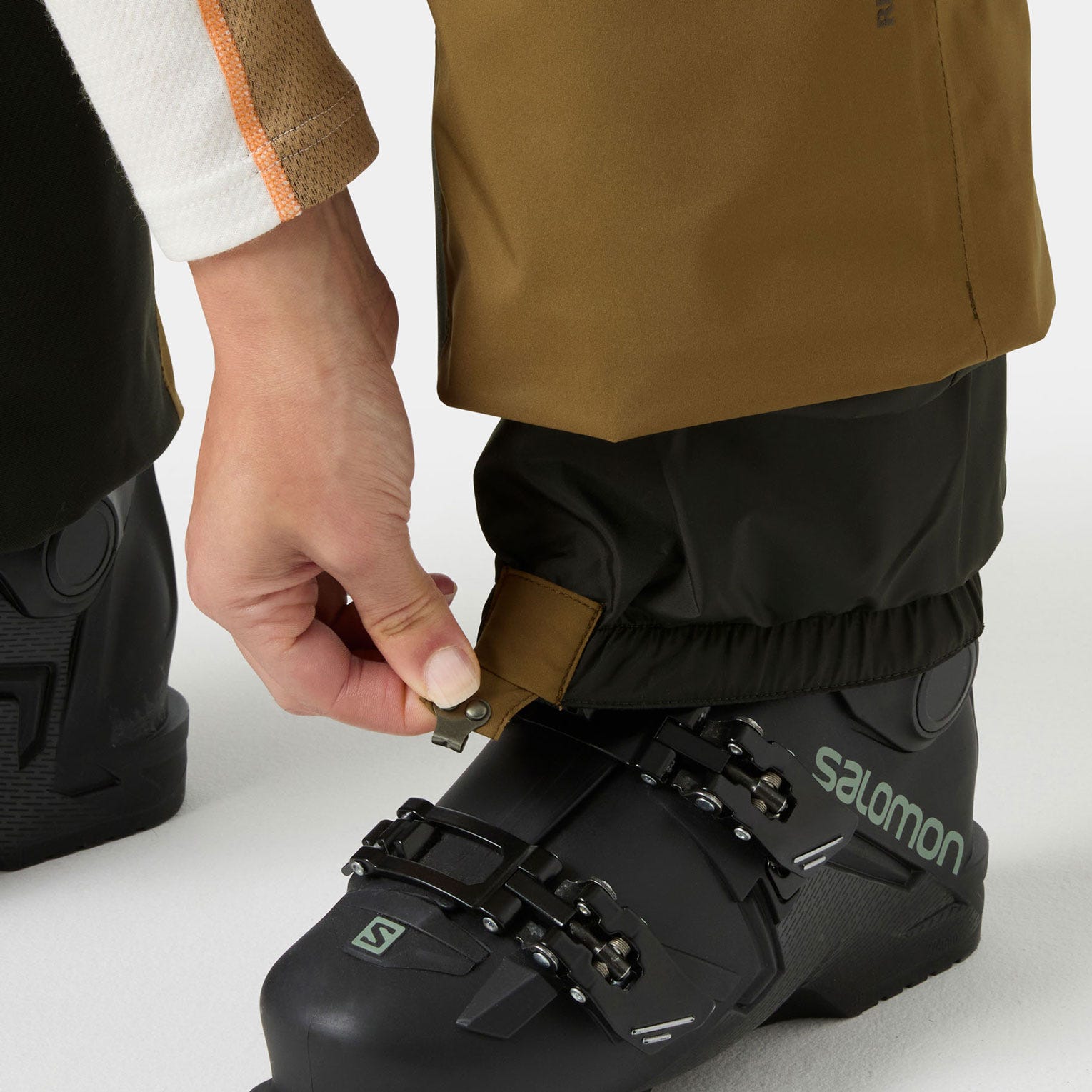 Women's Switch Cargo Bib Pants - 718 SEPIA