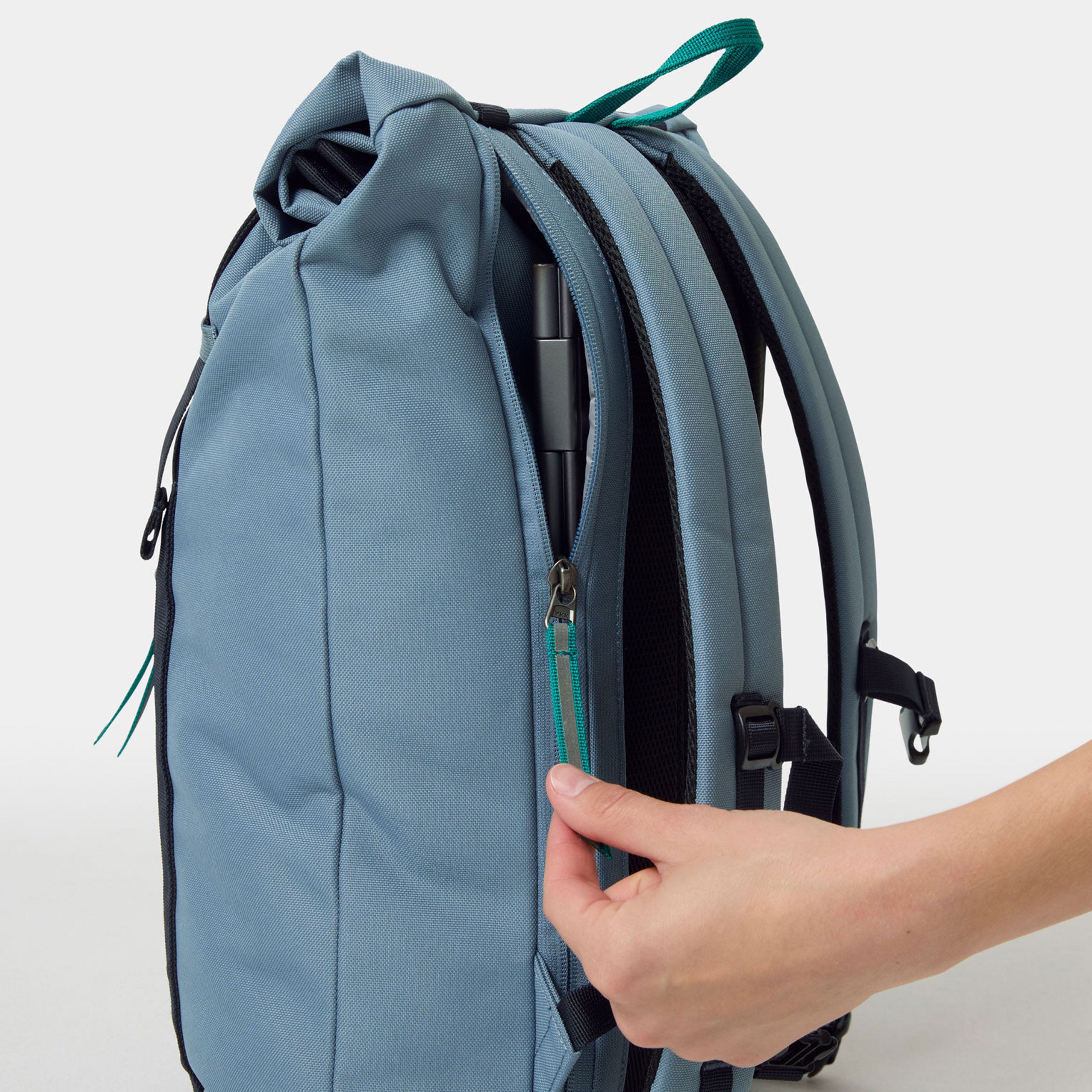 Stockholm Backpack - 601 WASHED NAVY
