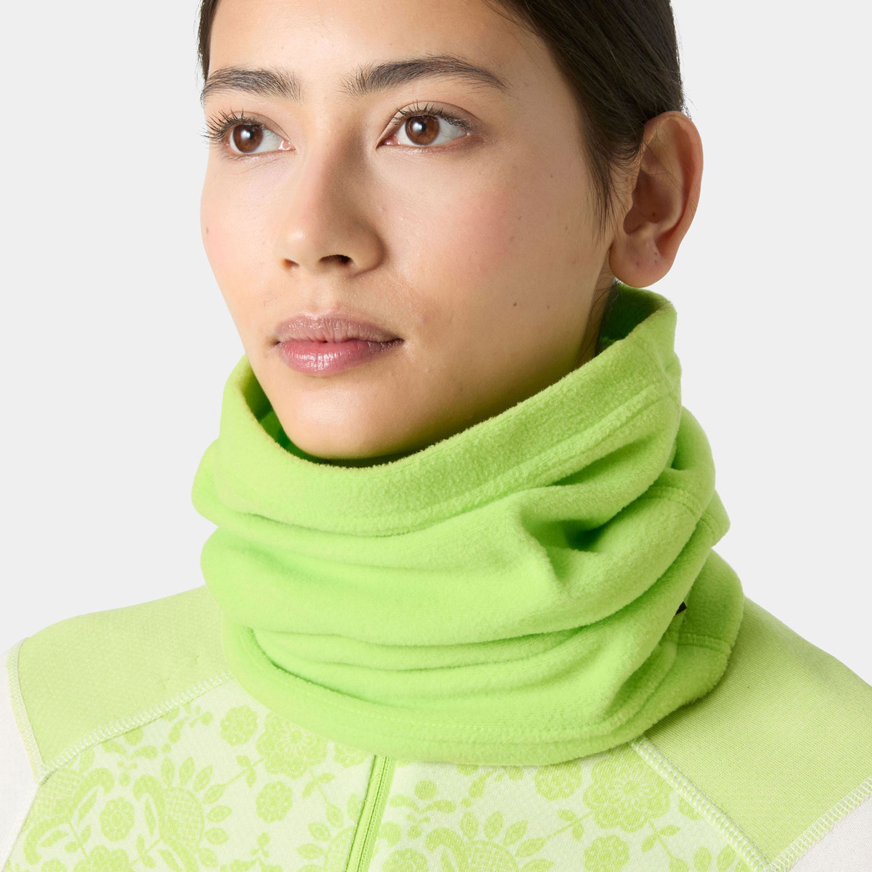 Daybreaker Fleece Neck - 409 LUMINOUS GR